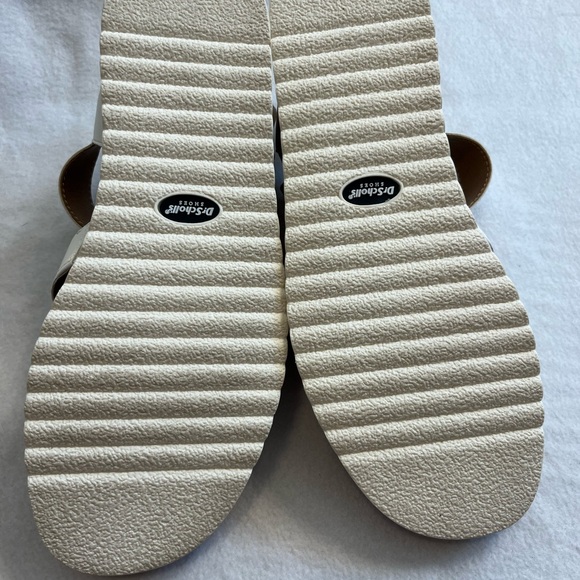 Dr Scholl’s white wedge sandle - Picture 5 of 12